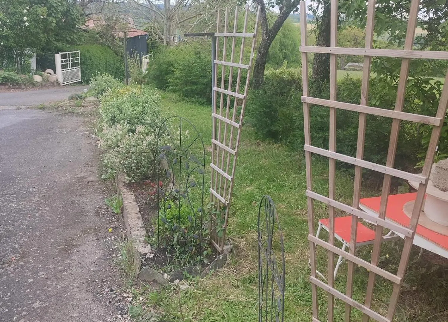 Vakantiehuis Maison Confortable A Comps-La-Grand-Ville Avec Jardin